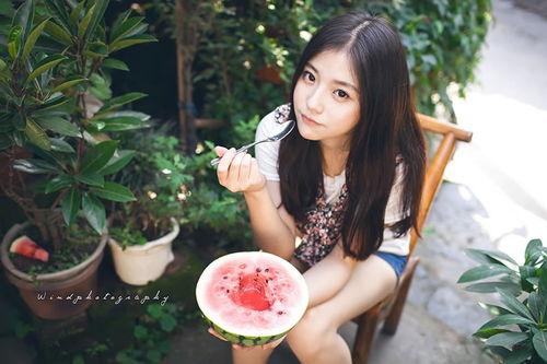 娱乐吃瓜妹,吃瓜妹带你探秘明星幕后故事